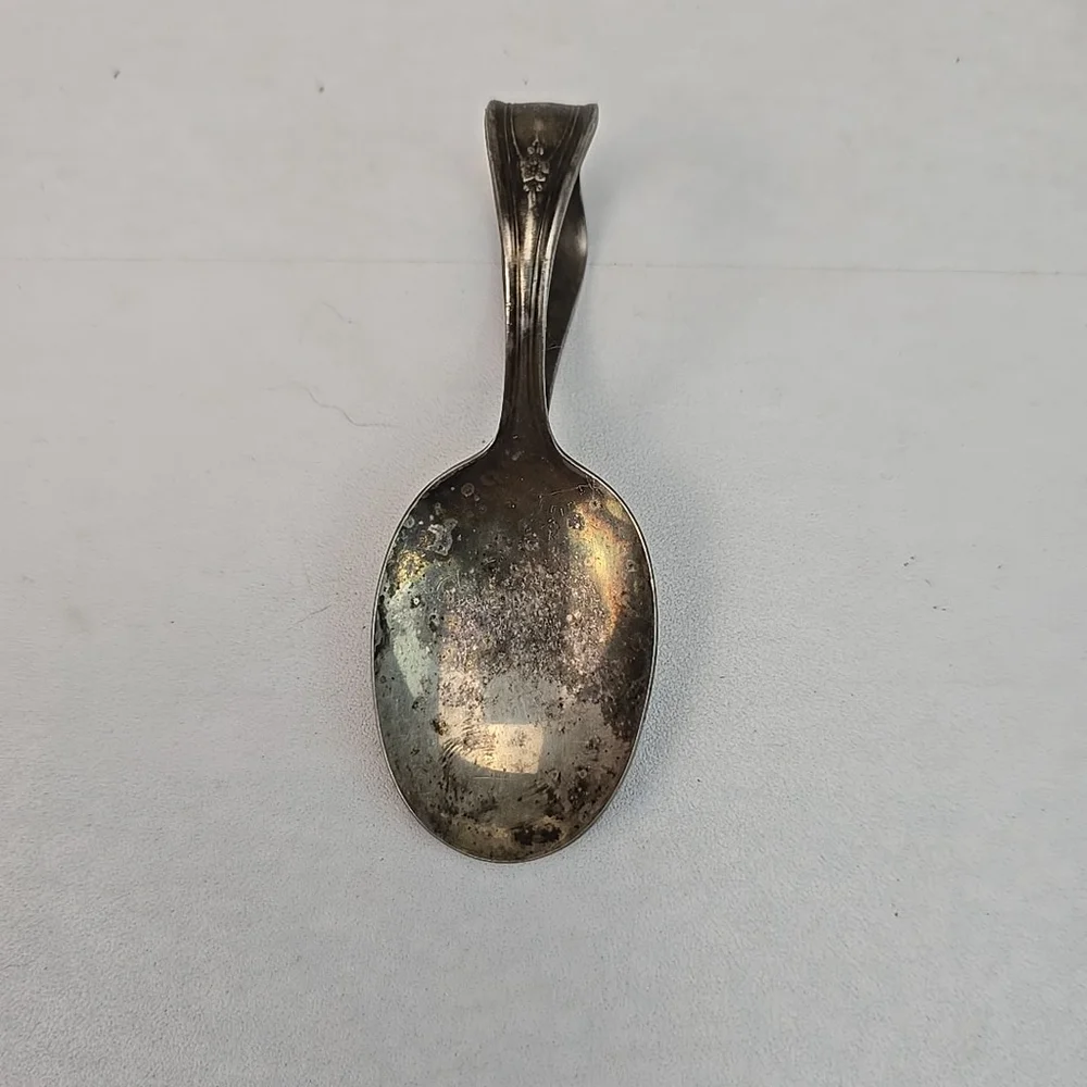 Vintage WM. A. Rogers / Oneida LTD Silverplate Child Toddler Spoon & Baby Spoon